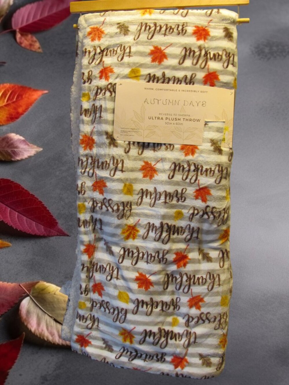 AUTUMN DAYS REVERSE TO SHERPA THANKSGIVING THROW BLANKET NWT